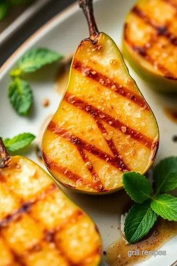 Grilled Green Pears with Honey and Cinnamon presentation